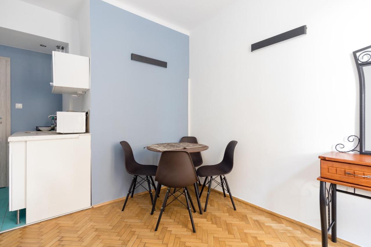 Apartment Brzozowa Old Town Square Warsaw